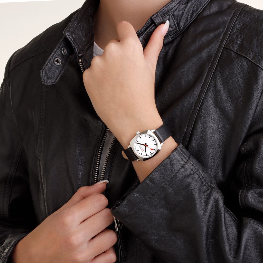 Petite Cushion, Black vegan grape leather, 31 mm - Image 3