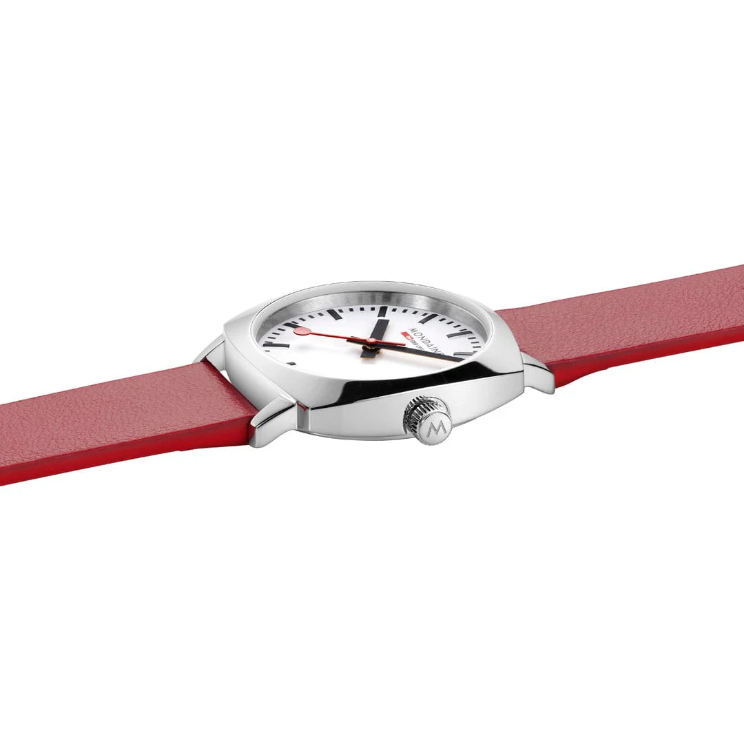 Petite Cushion, Red vegan grape leather, 31 mm - Image 5